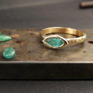 Handmade 14K Yellow Gold Emerald Marquise Ring